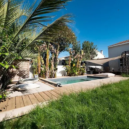 Maison De La Bonaventure Perols, Piscine Et Jardin