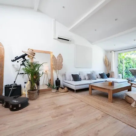 Maison De La Bonaventure Perols, Piscine Et Jardin Pérols