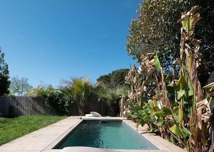 Maison De La Bonaventure Perols, Piscine Et Jardin * Perols